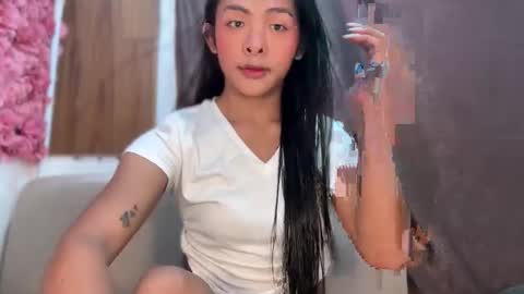 queen ronna online show from 13, 10, 2025