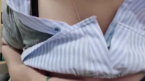 Snapshot of girlhanoi chatting on 20, 9, 2025 girlhanoi online show from 20, 9, 2025