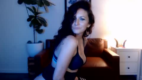 Girlnexxxdoor online show from 16, 2, 2026