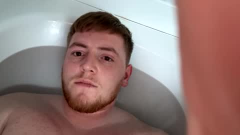 Snapshot of girlonboy25 chatting on 3, 10, 2025 Girlonboy25 online show from 3, 10, 2025