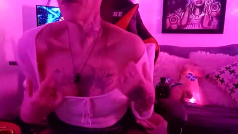 Snapshot of girls227445638252 chatting on 5, 3, 2026 girls227445638252 online show from 5, 3, 2026