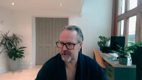 Snapshot of girlsandbikes chatting on 12, 12, 2024 girlsandbikes online show from 12, 12, 2024