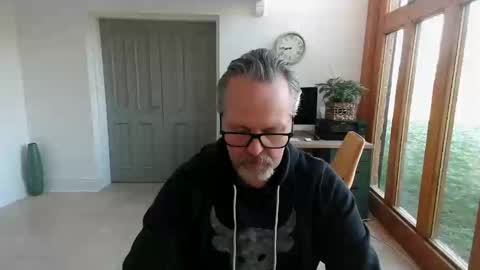 Snapshot of girlsandbikes chatting on 10, 1, 2025 girlsandbikes online show from 10, 1, 2025