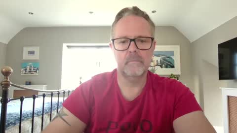 Snapshot of girlsandbikes chatting on 25, 2, 2025 girlsandbikes online show from 25, 2, 2025