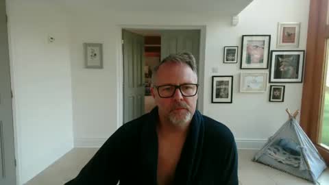 Snapshot of girlsandbikes chatting on 29, 9, 2025 girlsandbikes online show from 29, 9, 2025