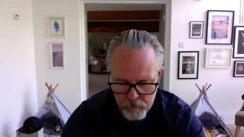 girlsandbikes online show from 28, 4, 2026