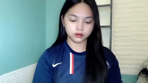 Rhaine online show from 6, 10, 2025