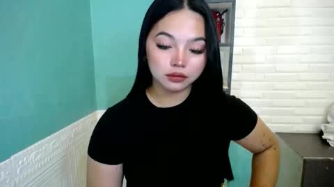 Snapshot of girlthatuneedxxx chatting on 17, 3, 2026 Rhaine online show from 17, 3, 2026