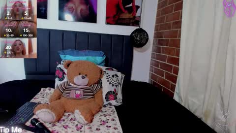 Snapshot of gisele_cedield chatting on 14, 10, 2025 Kylie online show from 14, 10, 2025