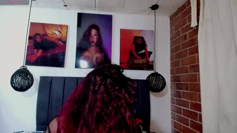 Snapshot of gisele_cedield chatting on 2, 11, 2025 Kylie online show from 2, 11, 2025