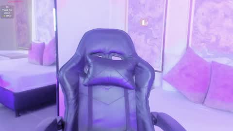 Snapshot of giselle_anelise chatting on 2, 5, 2026 giselle_anelise online show from 2, 5, 2026