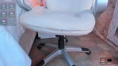 Snapshot of giselle_lauren chatting on 21, 2, 2025 Giselle online show from 21, 2, 2025