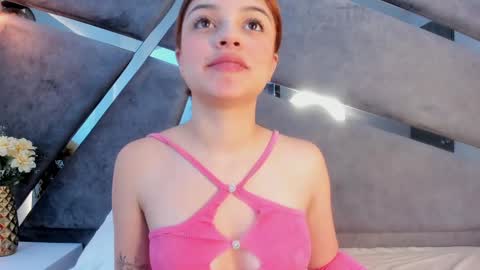 Snapshot of giselle_lauren chatting on 1, 11, 2025 Giselle online show from 1, 11, 2025