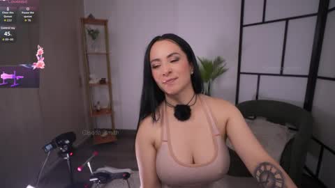 Snapshot of giselle_smiith1 chatting on 3, 4, 2026 Giselle online show from 3, 4, 2026