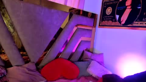 . Gisel Reyes . online show from 14, 12, 2024