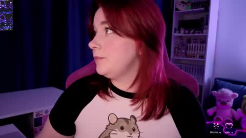 Snapshot of gitera_ chatting on 25, 7, 2026 AlexaMillis online show from 25, 7, 2026