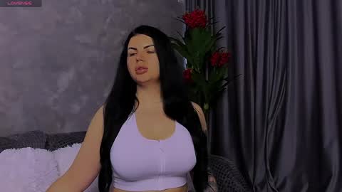 Snapshot of giulyalust chatting on 12, 5, 2026 Giulia online show from 12, 5, 2026