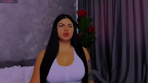 Snapshot of giulyalust chatting on 19, 6, 2026 Giulia online show from 19, 6, 2026