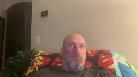 giveitup193 online show from 4, 1, 2025