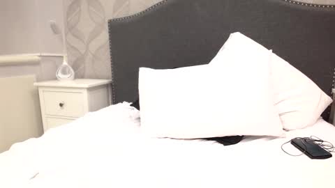 Chad Thunderstroke and Bianca online show from 28, 10, 2025