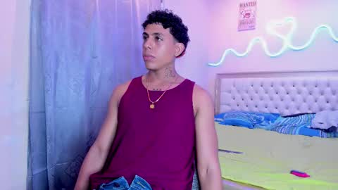 Snapshot of glader_guy chatting on 22, 9, 2025 only for you bby  online show from 22, 9, 2025