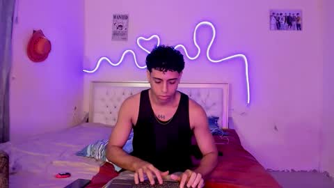 Snapshot of glader_guy chatting on 25, 9, 2025 only for you bby  online show from 25, 9, 2025