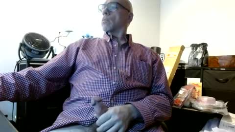 glaikind925958 online show from 28, 6, 2026