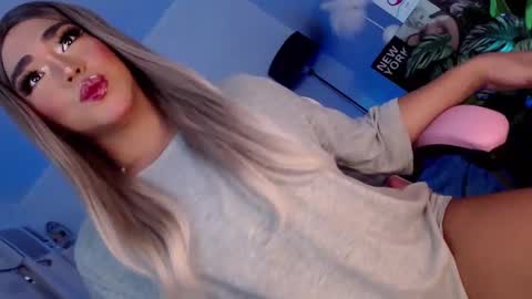 Snapshot of glamorous_aika chatting on 16, 2, 2025 glamorous_aika online show from 16, 2, 2025