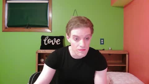 glam trans goddess online show from 18, 1, 2026