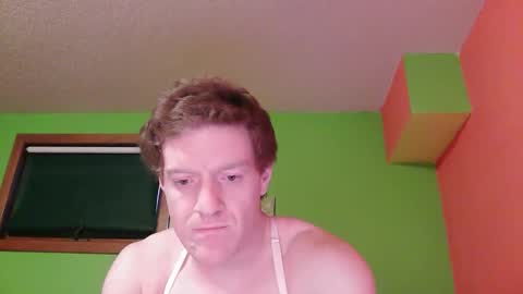 glam trans goddess online show from 23, 2, 2026