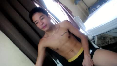 glenndou_daxs online show from 5, 12, 2025