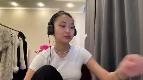 Mia online show from 18, 3, 2026