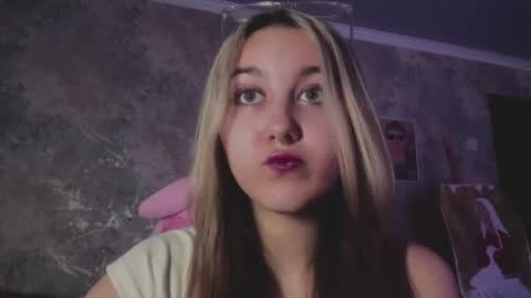 Snapshot of glenniekinney chatting on 13, 4, 2026 Kelly online show from 13, 4, 2026