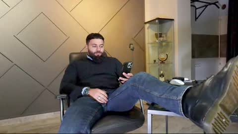 Matthew .. for short call me Matt online show from 22, 2, 2025