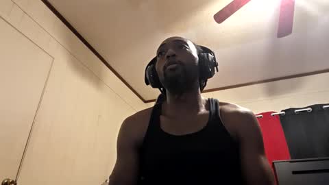 glomightyj online show from 22, 5, 2026