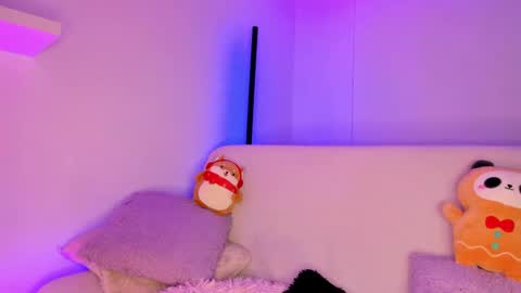 Mimi online show from 14, 12, 2024