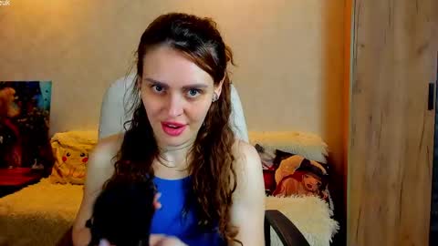 Gloria Wood online show from 11, 5, 2026