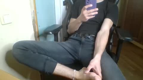 Snapshot of gloriouslust chatting on 1, 4, 2026 gloriouslust online show from 1, 4, 2026