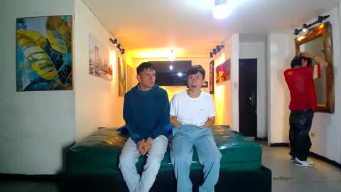 THOMAS AND DAMIAND online show from 20, 5, 2026