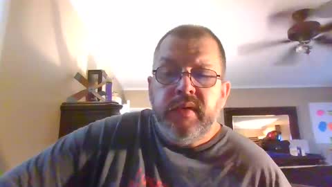 Snapshot of gobey33 chatting on 19, 9, 2025 IDKIDCIDGAF online show from 19, 9, 2025