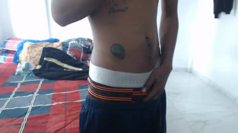 Snapshot of god_chinolatino chatting on 6, 5, 2026 god_chinolatino online show from 6, 5, 2026