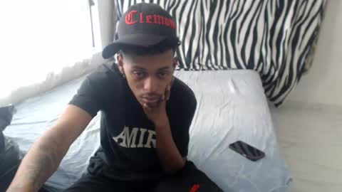 Snapshot of god_chinolatino chatting on 14, 6, 2026 god_chinolatino online show from 14, 6, 2026