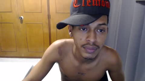 Snapshot of god_chinolatino chatting on 29, 6, 2026 god_chinolatino online show from 29, 6, 2026