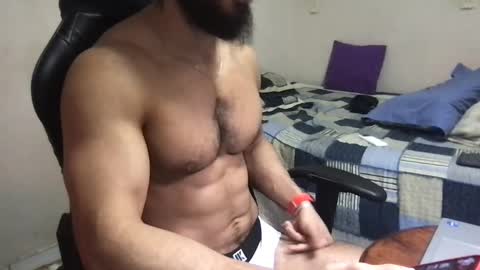 Snapshot of god_hunkules chatting on 5, 1, 2025 god hunkules online show from 5, 1, 2025