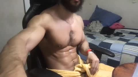 Snapshot of god_hunkules chatting on 16, 1, 2025 god hunkules online show from 16, 1, 2025