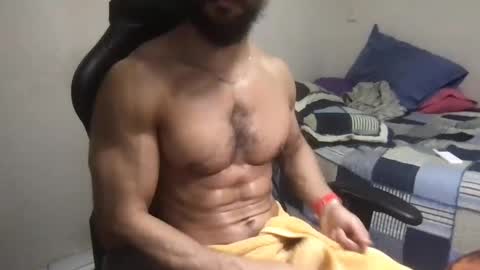 Snapshot of god_hunkules chatting on 16, 1, 2025 god hunkules online show from 16, 1, 2025