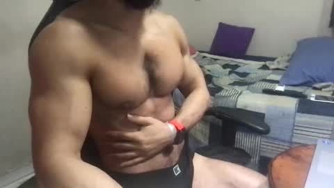 Snapshot of god_hunkules chatting on 18, 1, 2025 god hunkules online show from 18, 1, 2025