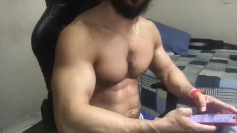 Snapshot of god_hunkules chatting on 19, 1, 2025 god hunkules online show from 19, 1, 2025