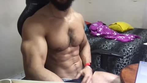 Snapshot of god_hunkules chatting on 30, 1, 2025 god hunkules online show from 30, 1, 2025