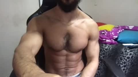 Snapshot of god_hunkules chatting on 4, 2, 2025 god hunkules online show from 4, 2, 2025